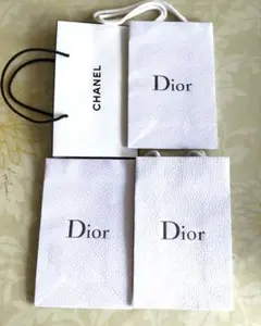 Diorギフト袋3枚とCHANEL袋セット