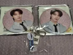 SEVENTEEN HOLIDAY ディノ 缶バッジ アクキー