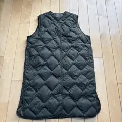 ユニクロ　UNIQLO インナーダウン　ウルトラライトダウン ダークグリーン