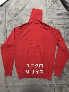 ユニクロ　メリノウールタートルネック　Mサイズ