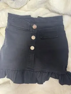 ブラックデニムフリルミニスカート ミニ丈インパン付き ハイウエスト