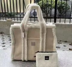 alo ハンドバッグ