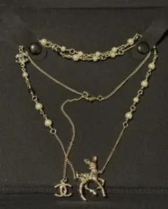 CHANEL 2025年 イヤーズギフト 鹿モチーフ ネックレス