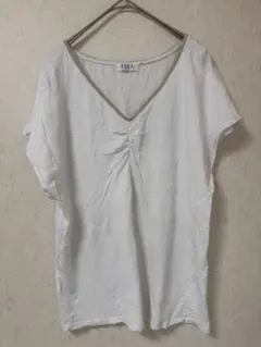 ELLE ホワイト Vネック Tシャツのサムネイル