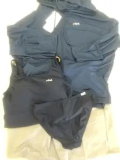 【新品未使用品】FILA水着4点セットのサムネイル