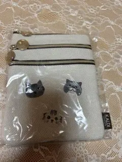 KALDI 猫刺繍ポーチ ベージュ 3ポケット