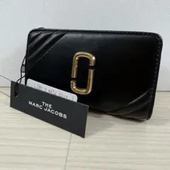 新品タグ付 MARC JACOBS ザ グラム ショット 二つ折り財布 ブラックのサムネイル