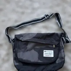Champion 迷彩柄 ショルダーバッグのサムネイル