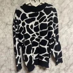 キリン柄 ニット
