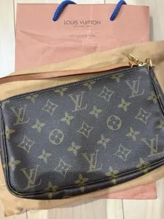 LOUIS VUITTON アクセソワール