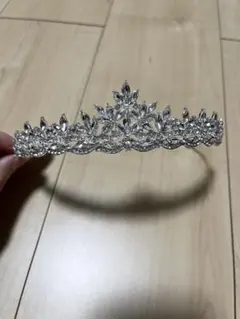 【ウェディングアクセサリー】ティアラ