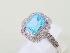 指輪　K18　WG　18金　ホワイトゴールド　ブルートパーズ　1.82ct