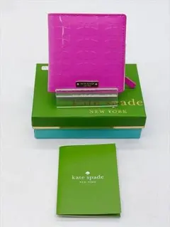 [3222]　未使用　＊ケイトスペード＊　折財布　ミニウォレット　エナメル
