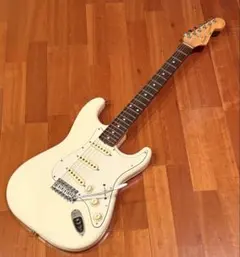 Squier Stratocaster Eシリアル　韓国製　80年代 誰か、280で手に入れたこのSquier II Stratocaster Eシリーズ