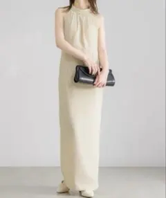 neuna カップ付き　ロングワンピース！！試着のみで美品です！！