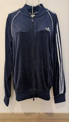 ベロア素材アディダスジャージ
