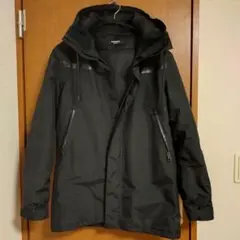 1PIU1UGUALE3 ブラック マウンテンパーカー