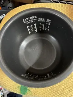 三菱 NJ-S06E4炊飯器 3合炊き用内釜のサムネイル