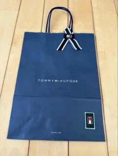 トミー　ヒルフィガー ショップ袋