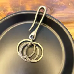 A15カラビナ⭐︎60ｍｍシルバー系⭐︎カラビナ⭐︎キーホルダー⭐︎アメカジ