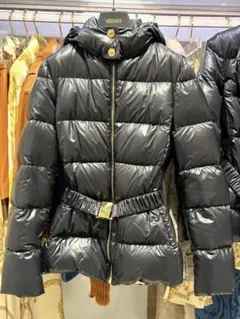 3913△ MONCLER ダウンジャケット アヴェロール ジュボット ブラック 