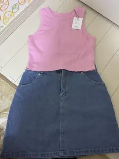タンクトップ