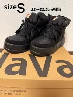 Java 軽量厚底ダウンスニーカー