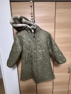 ZARA キッズ　122cmキルティングコート 裏地ボア　フード付き