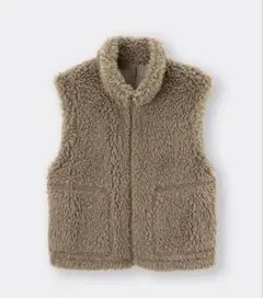 ボア素材 ベージュ ジップアップベスト