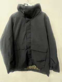 ユニクロ　ハイブリッドダウンパーカ　黒　311-421716(94-30)