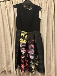 grace class ノースリーブワンピース　ドレスのサムネイル