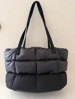 ナイキ パフルトートバッグ 28L ブラック - メルカリ