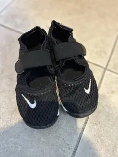 Nike エアリフトブラック