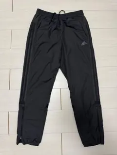 adidas アディダス　ナイロンパンツ　トラックパンツ
