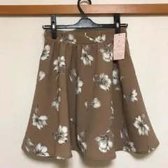 マジェスティックレゴン 花柄スカパン