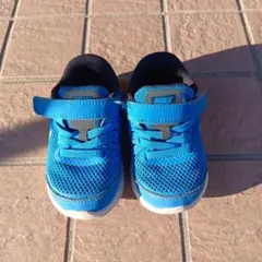 ナイキ　スニーカー