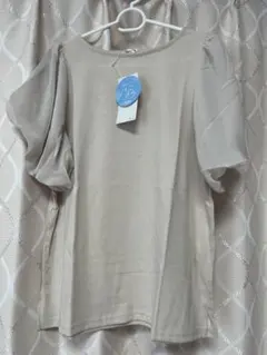 新品今期物ハニーズボリューム袖Tシャツ Mアイボリーのサムネイル