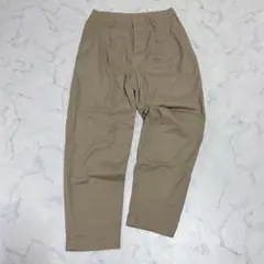 ユニクロハイウエスト チノパン　ベージュ　ストレッチ　オフィス　綿素材