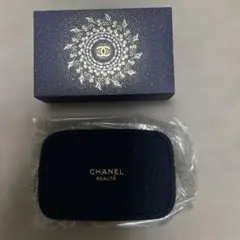 シャネル　クリスマスコフレ　２０２５　ポーチ　箱付き