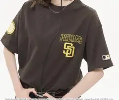 MLBメジャーリーグSan Diego Padres Tシャツ ビッグシルエットのサムネイル