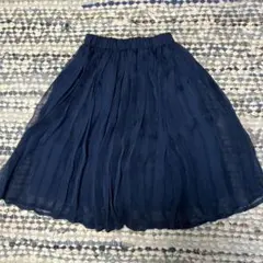 プリーツスカート
