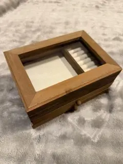 Item thumbnail for item 4b93b337-bfe8-467b-8db2-65a4c04d53a2