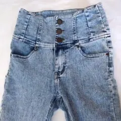 FUN ボタンハイウエスト スキニーデニムパンツ Mサイズ ライトブルー 美脚のサムネイル