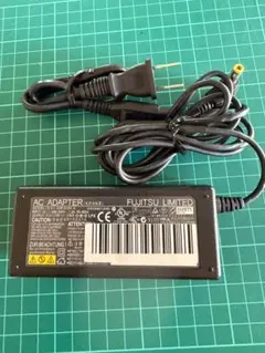 富士通製純正ACアダプタ FMV-AC326・FMV-AC327