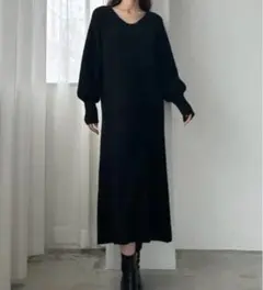 Vネックボリュームニットロングワンピース