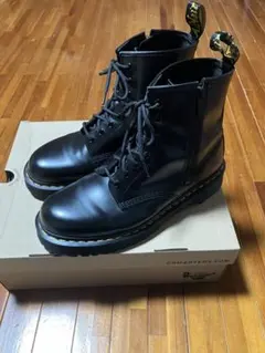 今月のみ格安！Dr. Martens 1460 ZIPBEX UK11