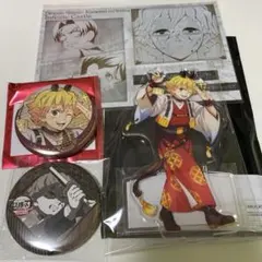 鬼滅の刃　午年アクリルスタンド　箔押し缶バッジ　我妻善逸