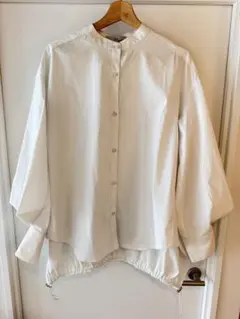 美品⭐︎UN3D アンスリードWAVE LINE Tシャツ ホワイト Mサイズ