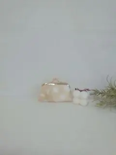 Item thumbnail for item 90d3c4c9-858a-4d78-9cba-e7628dcd87a6