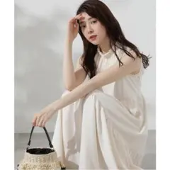 PROPORTION BODY DRESSING ノースリ楊柳ブラウス 白